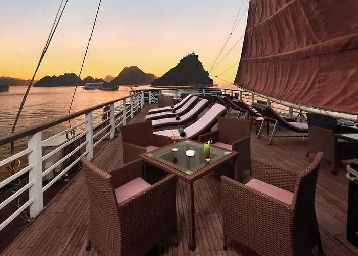 Le Journey Premium Cruise Ha Long